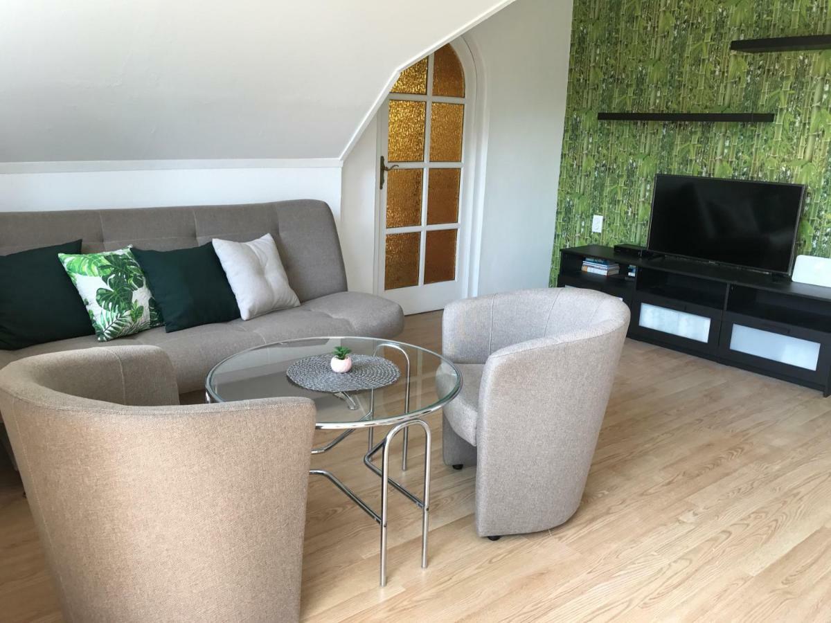 Rozsavoelgy Apartman Balatonlelle Exteriér fotografie