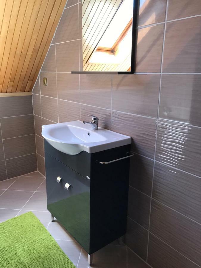 Rozsavoelgy Apartman Balatonlelle Exteriér fotografie
